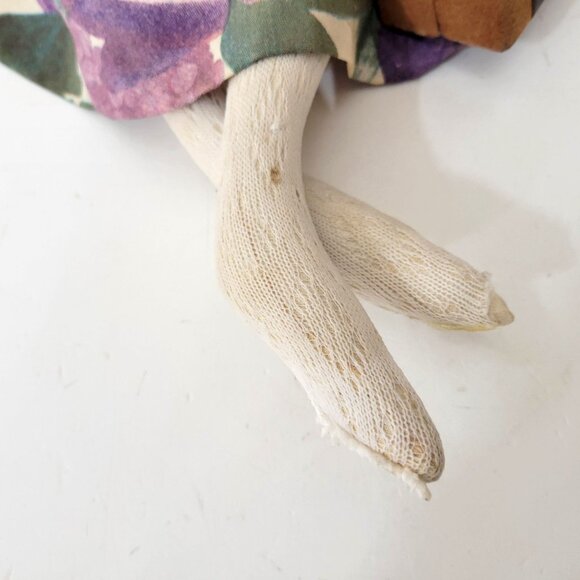 Handmade Fabric Artist Doll With Curly Hair & Red Hat Holding Suitcase - Picture 7 of 8